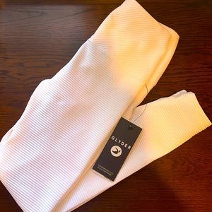 NWT Glyder Charge Leggings in White